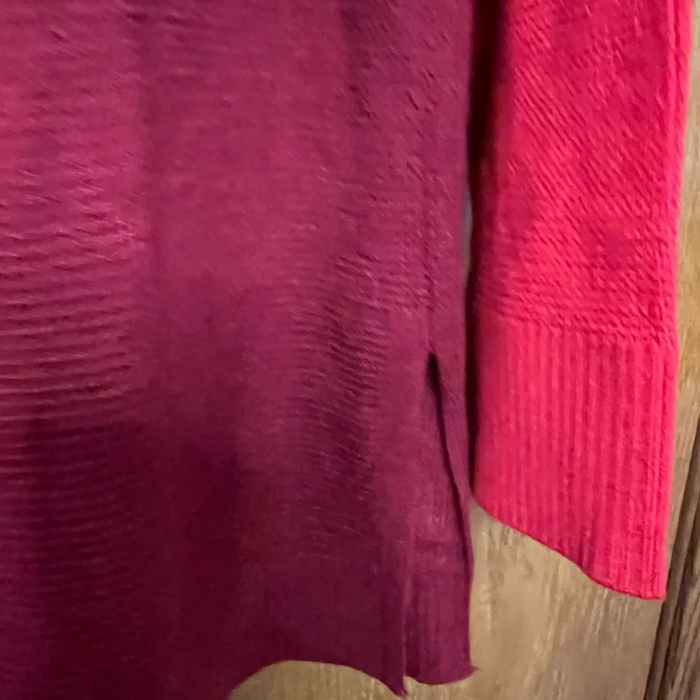 Vince Camuto Button‎ Shoulder Colorblock Pullover Sweater Women's M Red Black